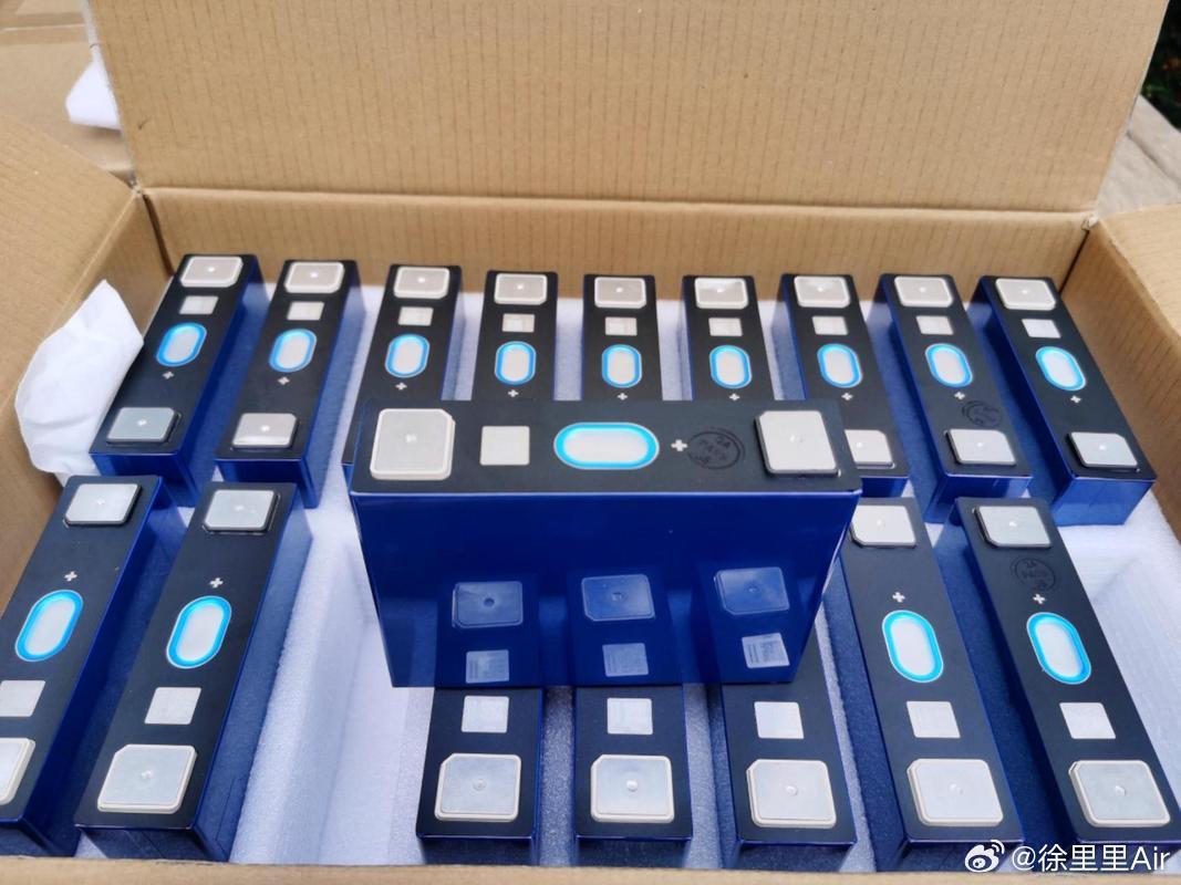 宁德时代对动力电池领域的影响有多深远？任何品牌的电芯外面都包了一层蓝色的绝缘膜对