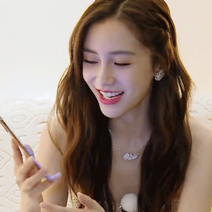 angelababyAngelababy羌寨上班vlog明天去线下的宝宝一定要注