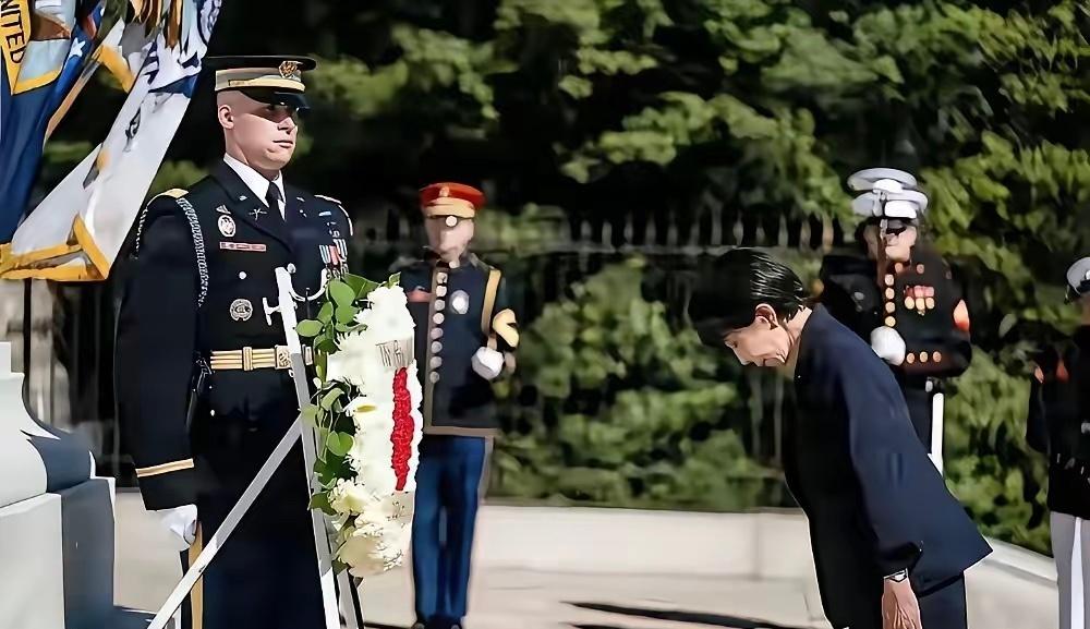 80年后，日本首相参拜美国阿灵顿公墓，刺痛了所有亚洲人
​​没有永远的敌人，只有