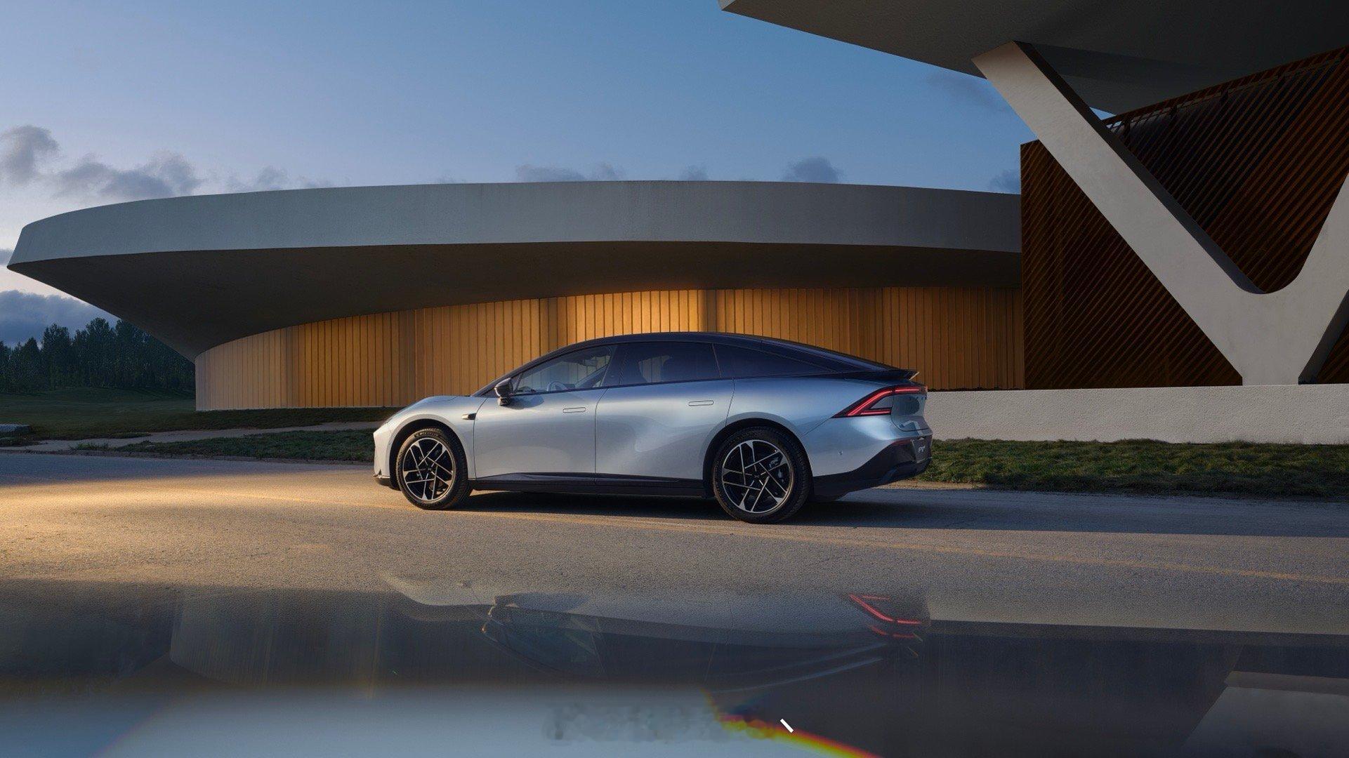 小鹏P7+全球首秀，共同见证AI汽车时代重要时刻！小鹏P7+背后的产品天团，一同