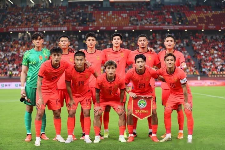 董路评国足0-3：邵佳一对新西兰没清晰认知 他必须变阵 我不认识他9月27日晚间