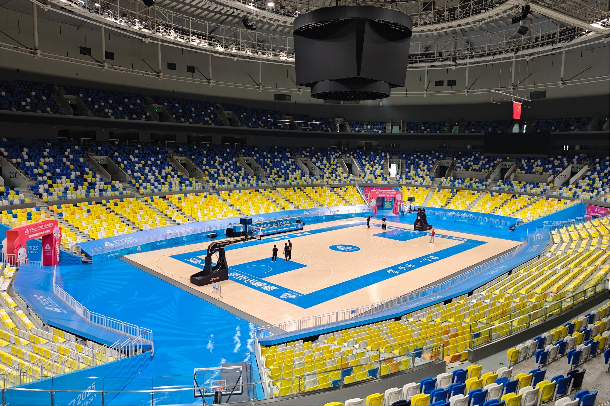 广东宏远男篮官宣，本赛季第二阶段，将在顺德德胜体育中心体育馆设立第二主场，比赛场