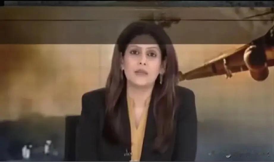 “光辉”迪拜摔机，[打脸]甲亢姐的第一反应是“先大骂巴基斯坦不怀好意的笑话了它们