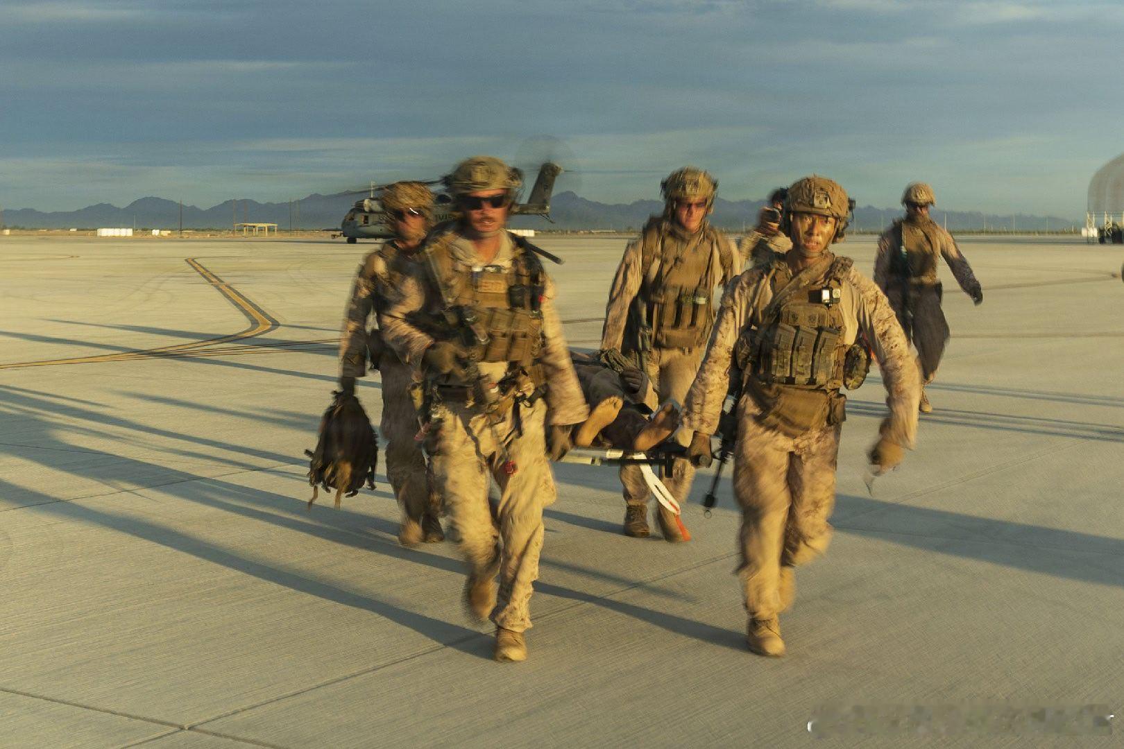 11th Marine Expeditionary Unit训练日常1 