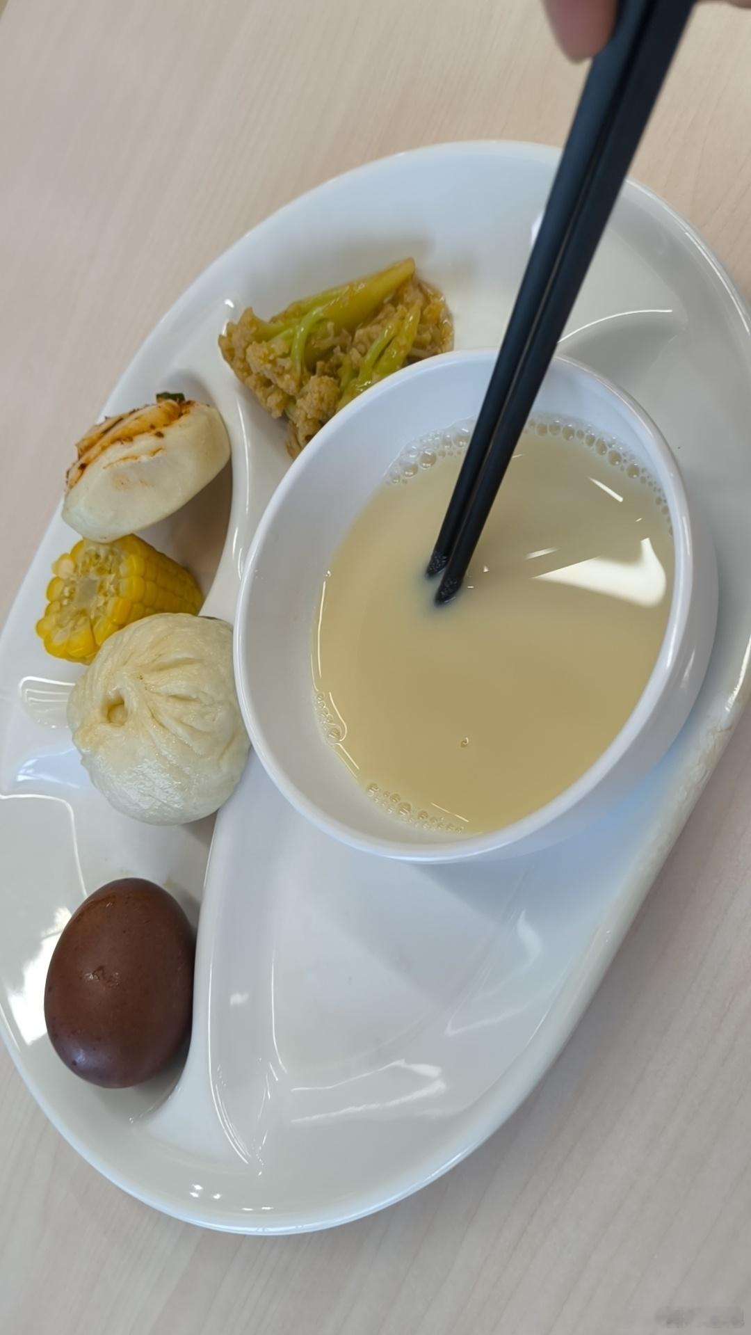 早餐 