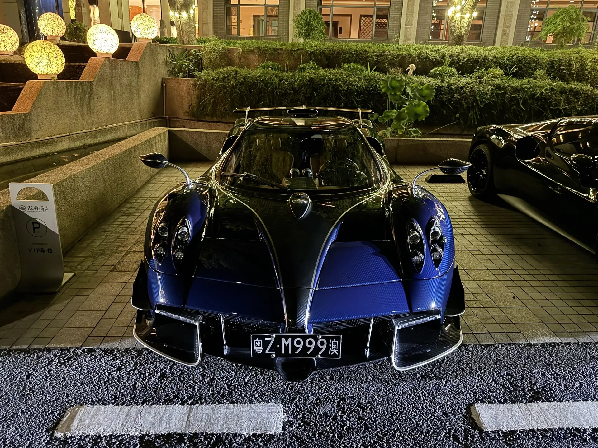 Pagani Huayra Roadster Tempesta😃😃
