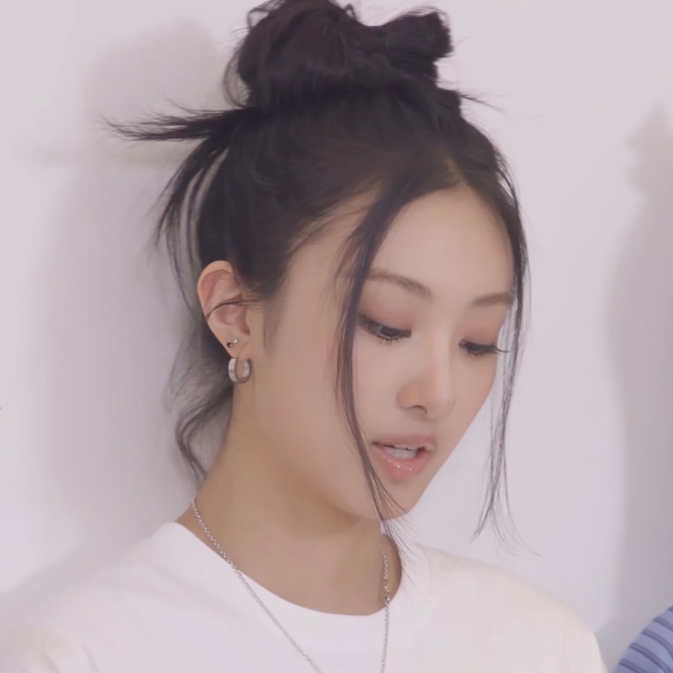 🎀 ​​​