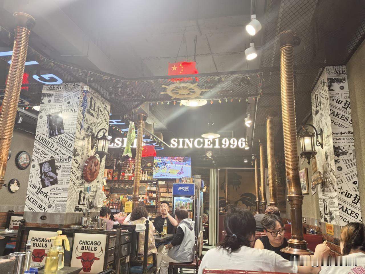 沈阳这30°的天，来上一碗冷面，那叫一个畅快淋漓！今儿个必须得给大南的《玲玲烧烤