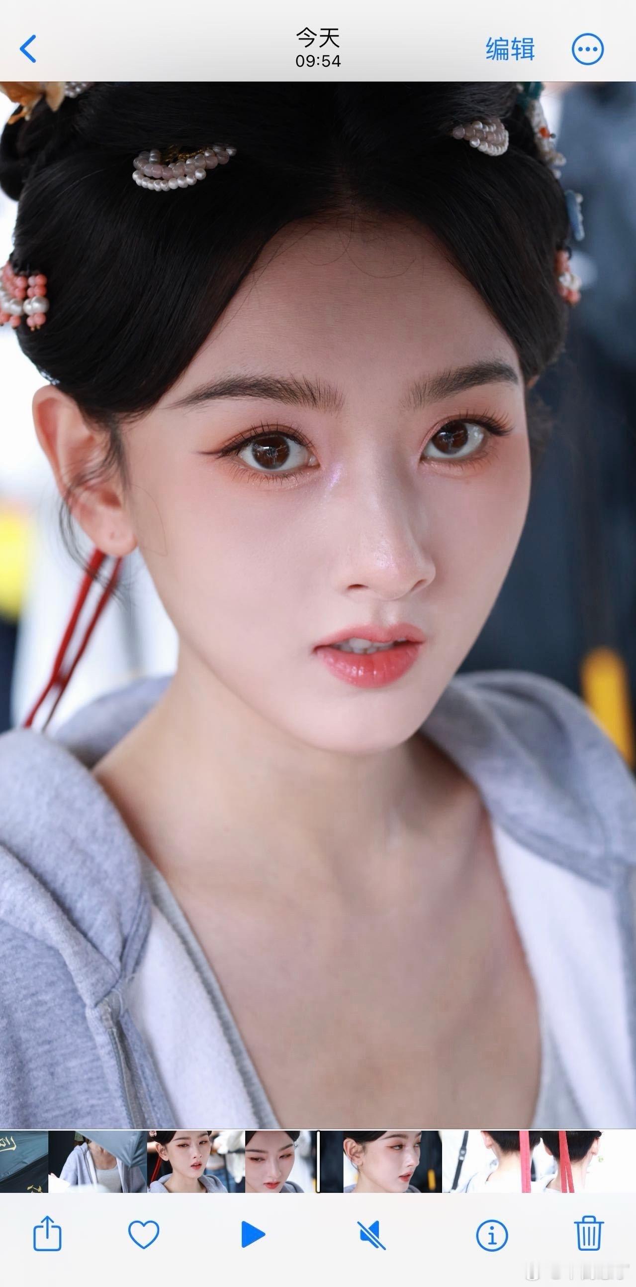皮肤饱满通透眼睛亮亮生图也晶莹你要说鹅吃胖点能更丰润健气我会赞同支持，可真正身体