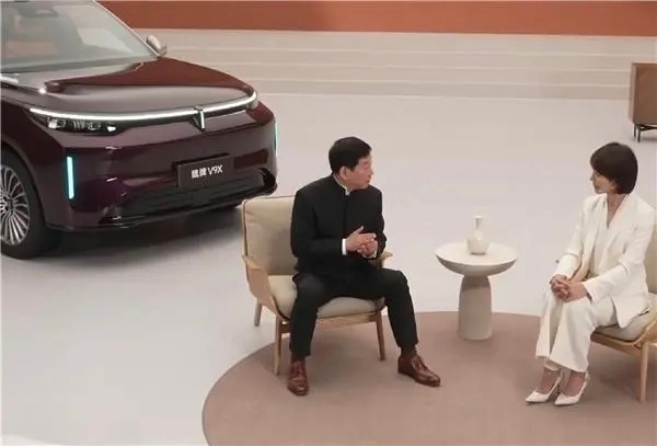 3月9日，长城汽车董事长魏建军在魏牌V9X造型美学全球首秀直播过程中表示：“隐藏
