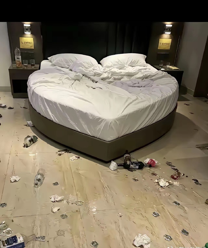 520过后一片狼籍 