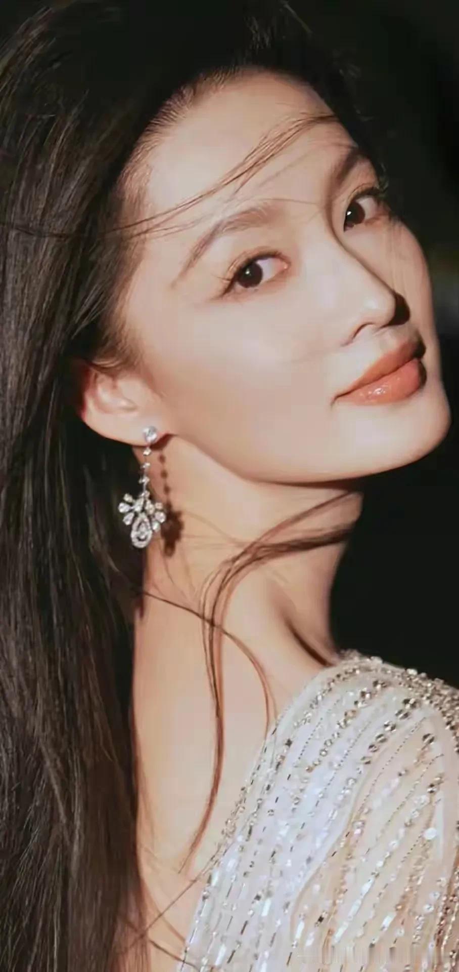 李沁等美女