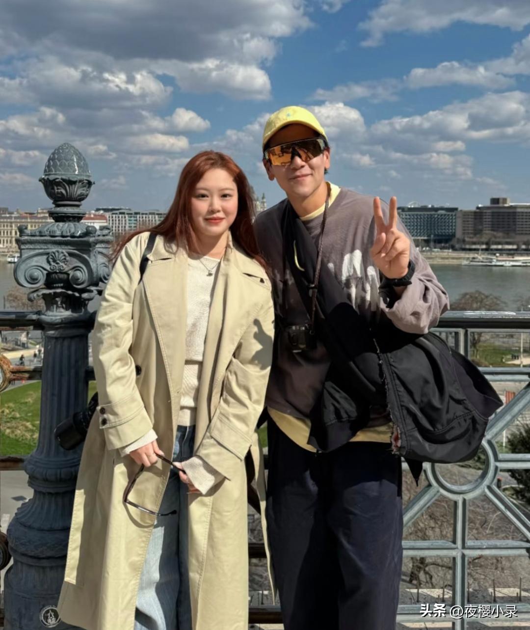 44岁彭于晏在布达佩斯旅游被偶遇，他真人看起来好年轻，身材高大，小麦色皮肤好性感