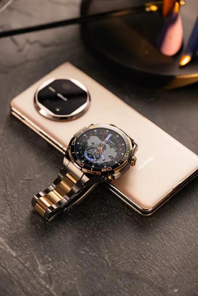 科技赋能穿搭：精英男士的智能装备三件套
 
职场男士选装备，光有颜值可不够！当黑