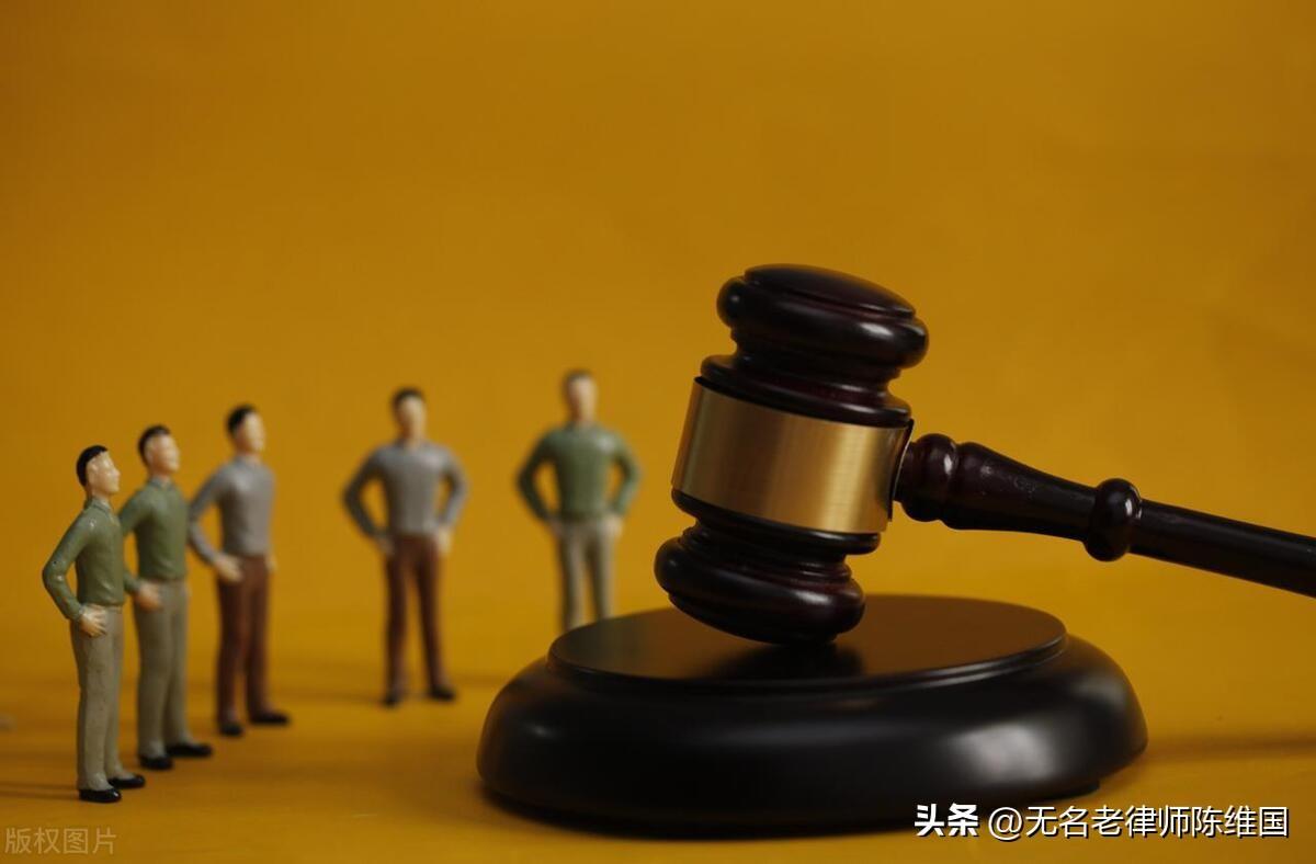 网络上经常会出现一些鼓动人们不交物业费的帖子，有些人与物业的矛盾很深，总想找到同