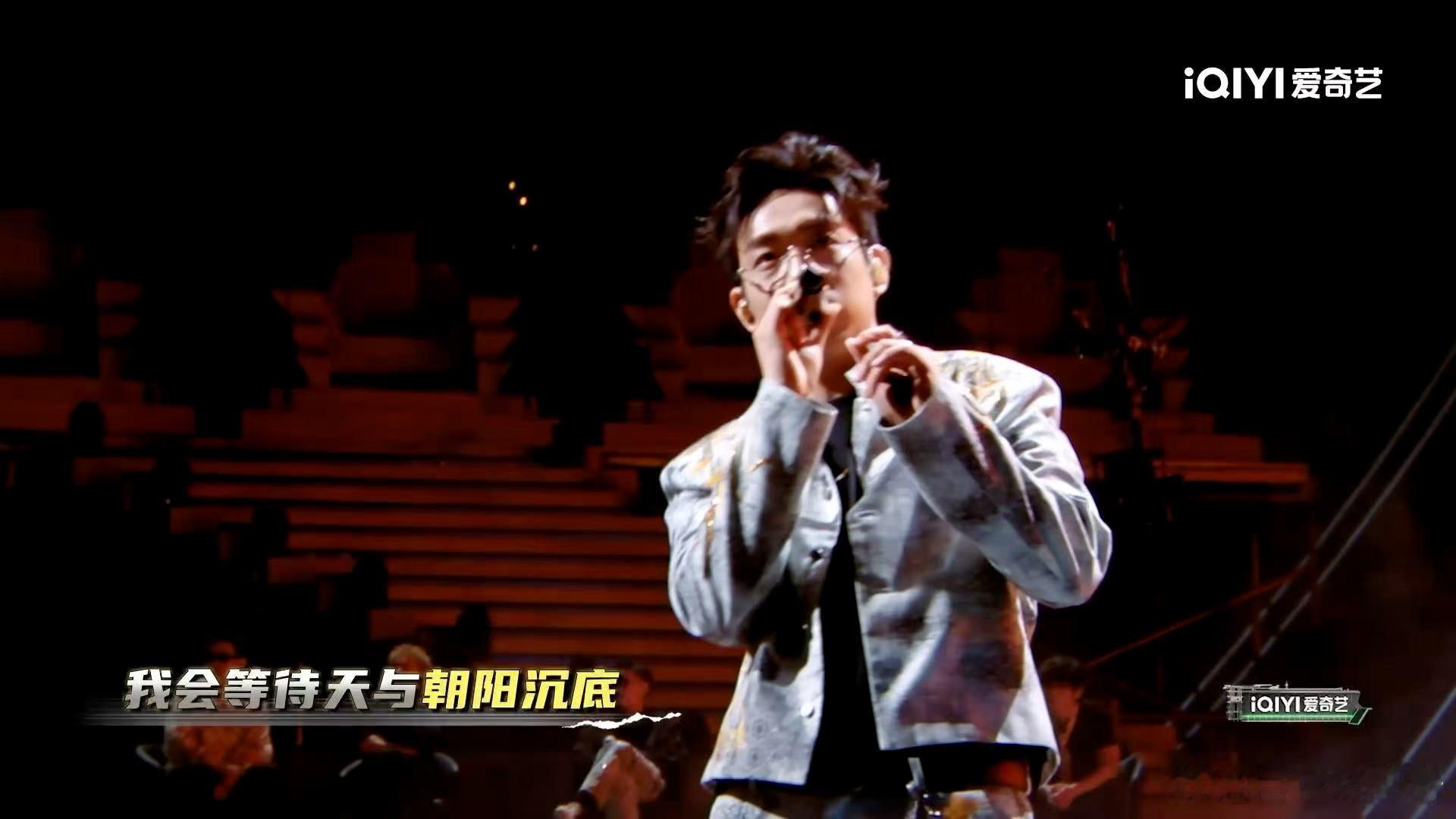  耳帝说加木是稚嫩版刀郎 耳帝夸加木 本届说唱巅峰对决2026最惊喜选手加木，开