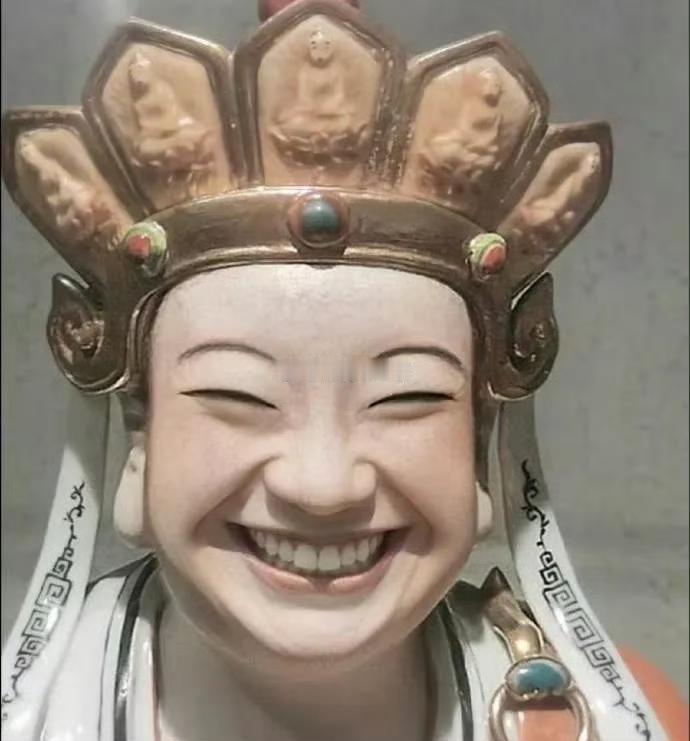 天天都有网友跟我说干新能源二手车吧，新能源才是正道！！！干二手燃油车的全都得淘汰