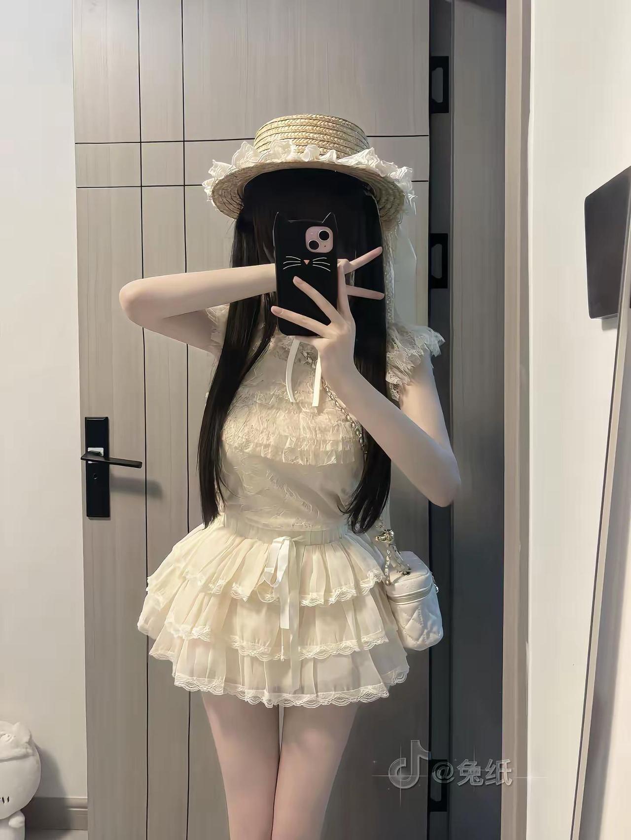 不是故意卖萌啊 有些东西是天生的花宁99 夏季穿搭 纱裙 度假穿搭