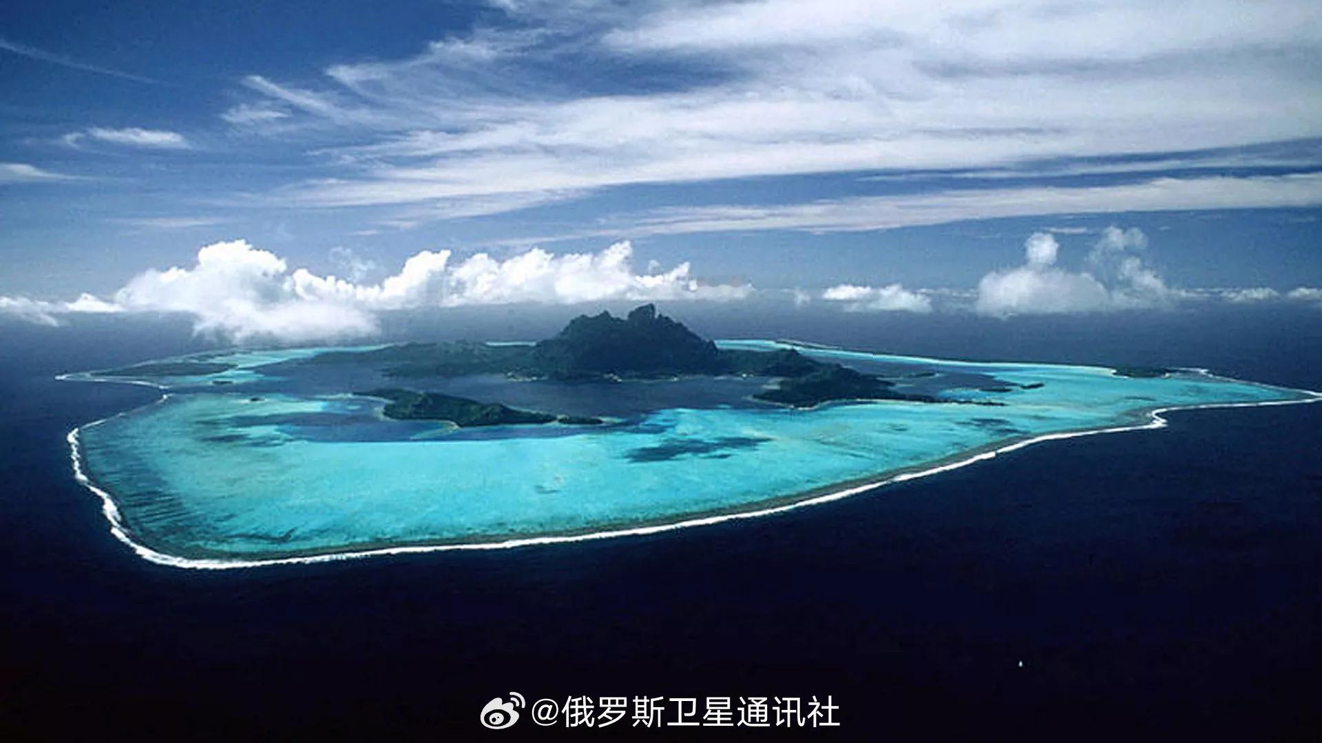 【菲律宾36号护卫艇非法侵入中国黄岩岛领海】正告菲方停止侵权挑衅 据中国人民解放