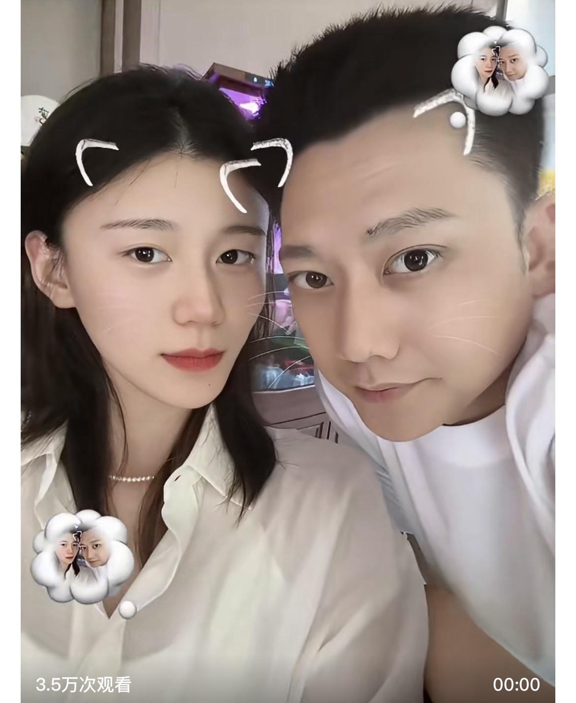 原来女排王艺竹恋爱了？近日，有网友分享一段时长2秒的视频，视频中入选中国女排新一