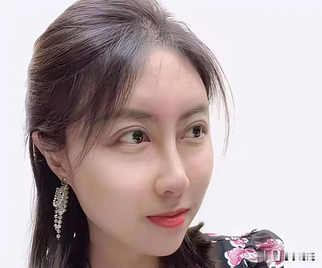 忽然发现一个bug
贾浅浅目前是被取消了硕士学位，但是她的博士学位还在啊！这一下