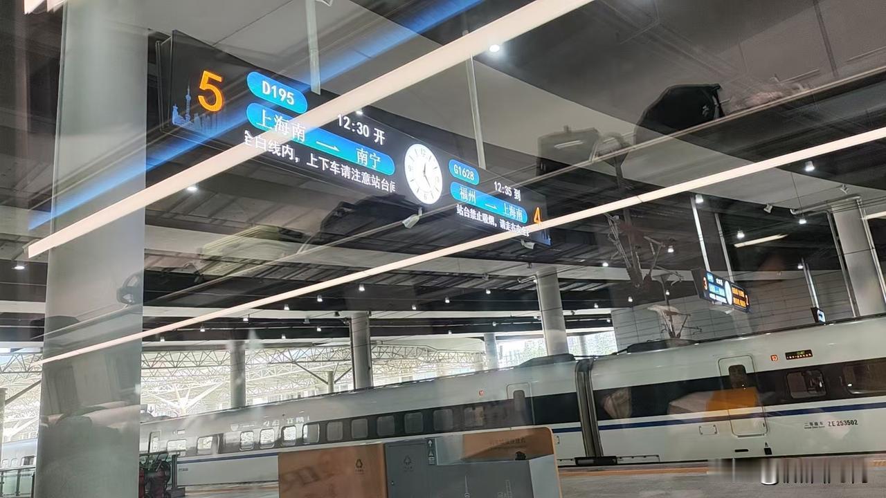 结婚22年，发现两个孩子不是自己的。最惨的就是老姜，那个“大儿子”如果能安安稳稳