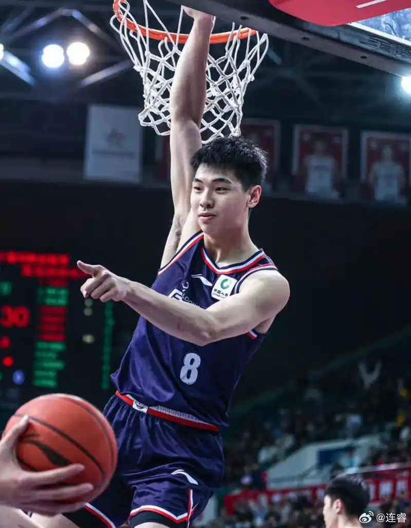 崔永熙的比赛感觉在变得越来越好！CBA广东男篮vs北京男篮