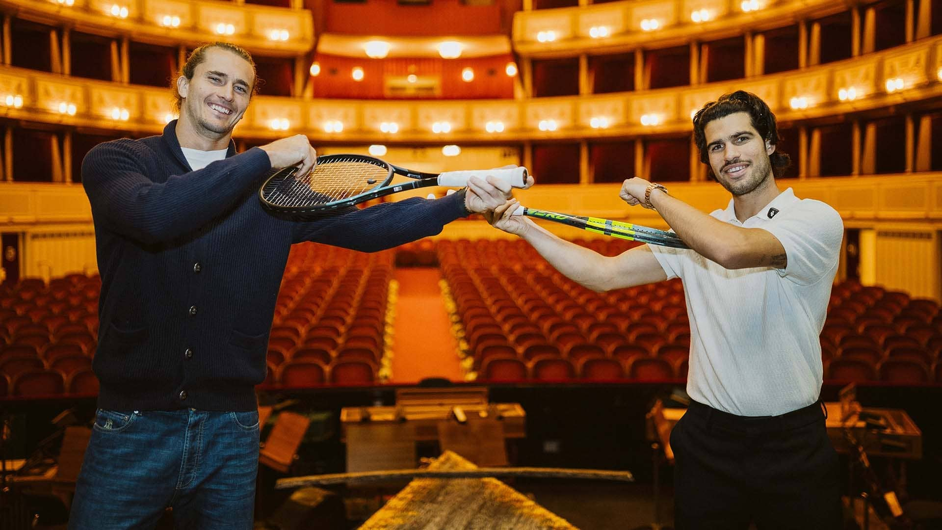 下一个节目：维也纳金色大厅二重奏🎵有请表演者：兹维列夫&阿尔卡拉斯[doge]