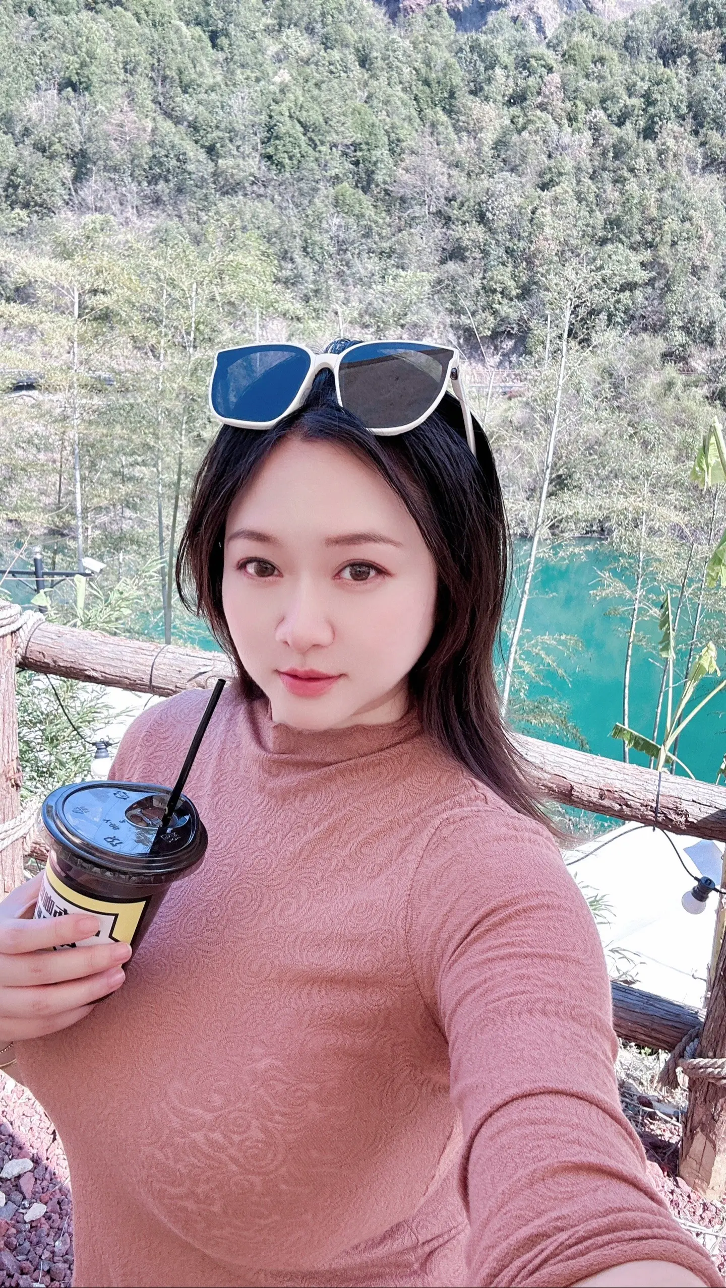 身体和灵魂总要有一个在路上吧