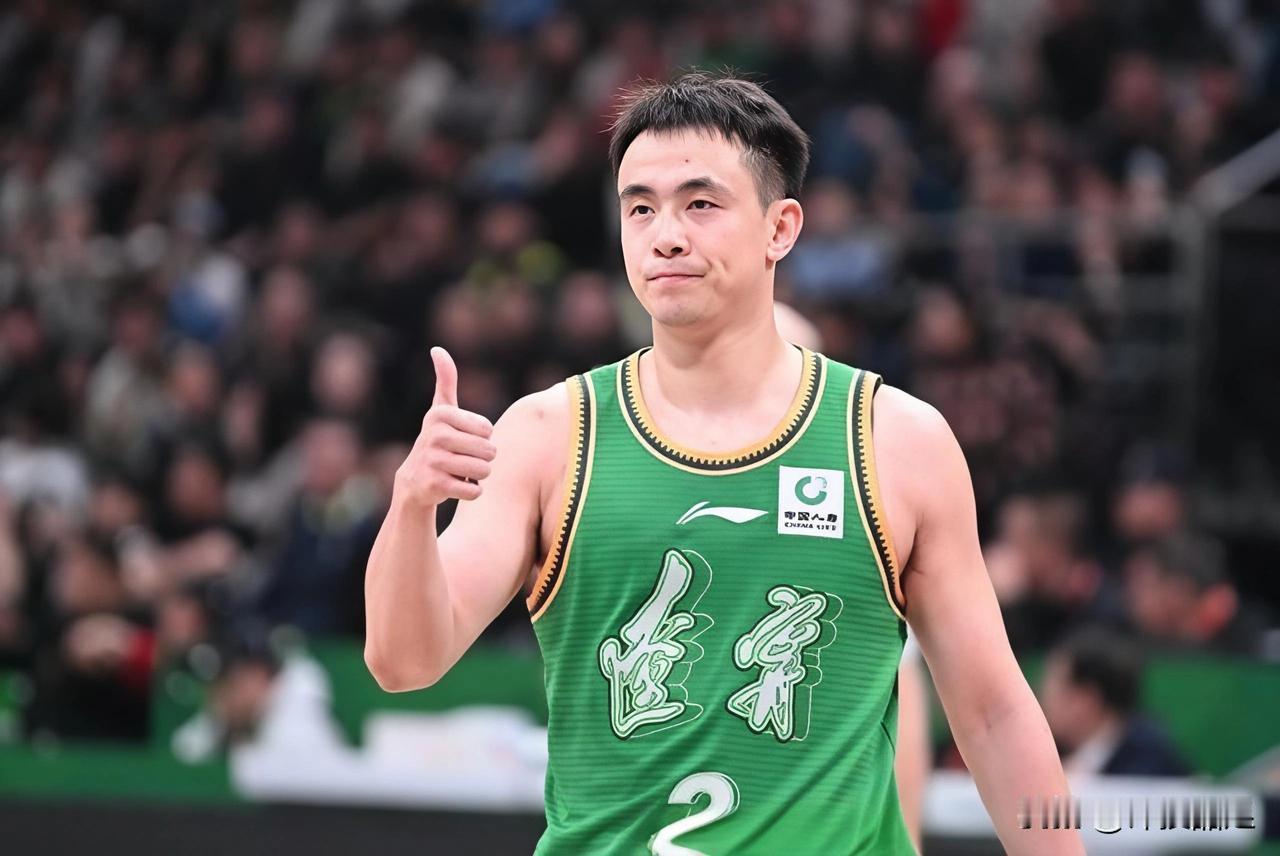 辽粤今晚同败，均跌落尴尬位置！
1.广东宏远83-95福建
广东队上半场一度领先