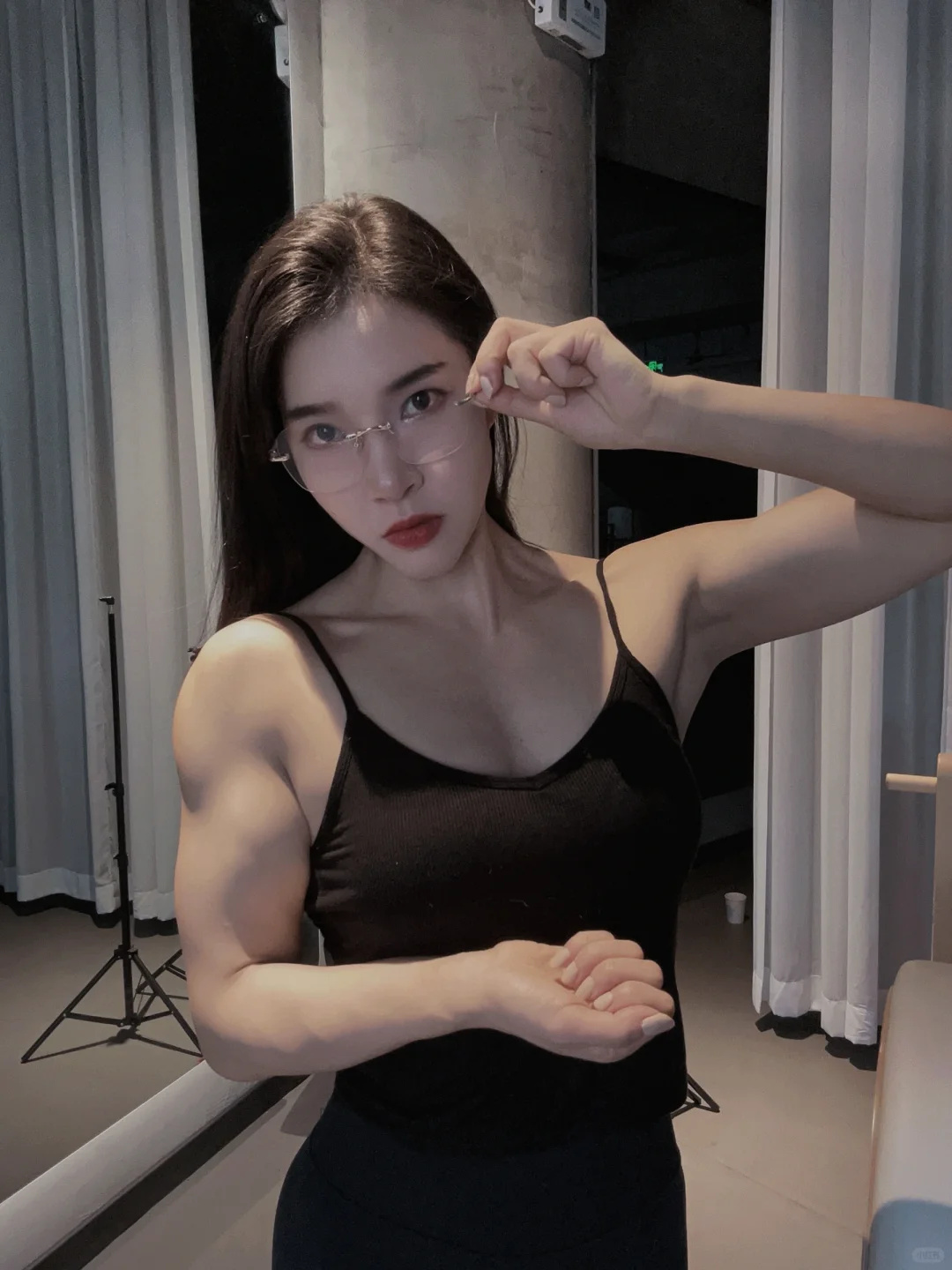 肌肉这么强壮的我，可以吸引100个女宝注意么