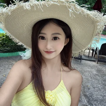 梨涡到处跑