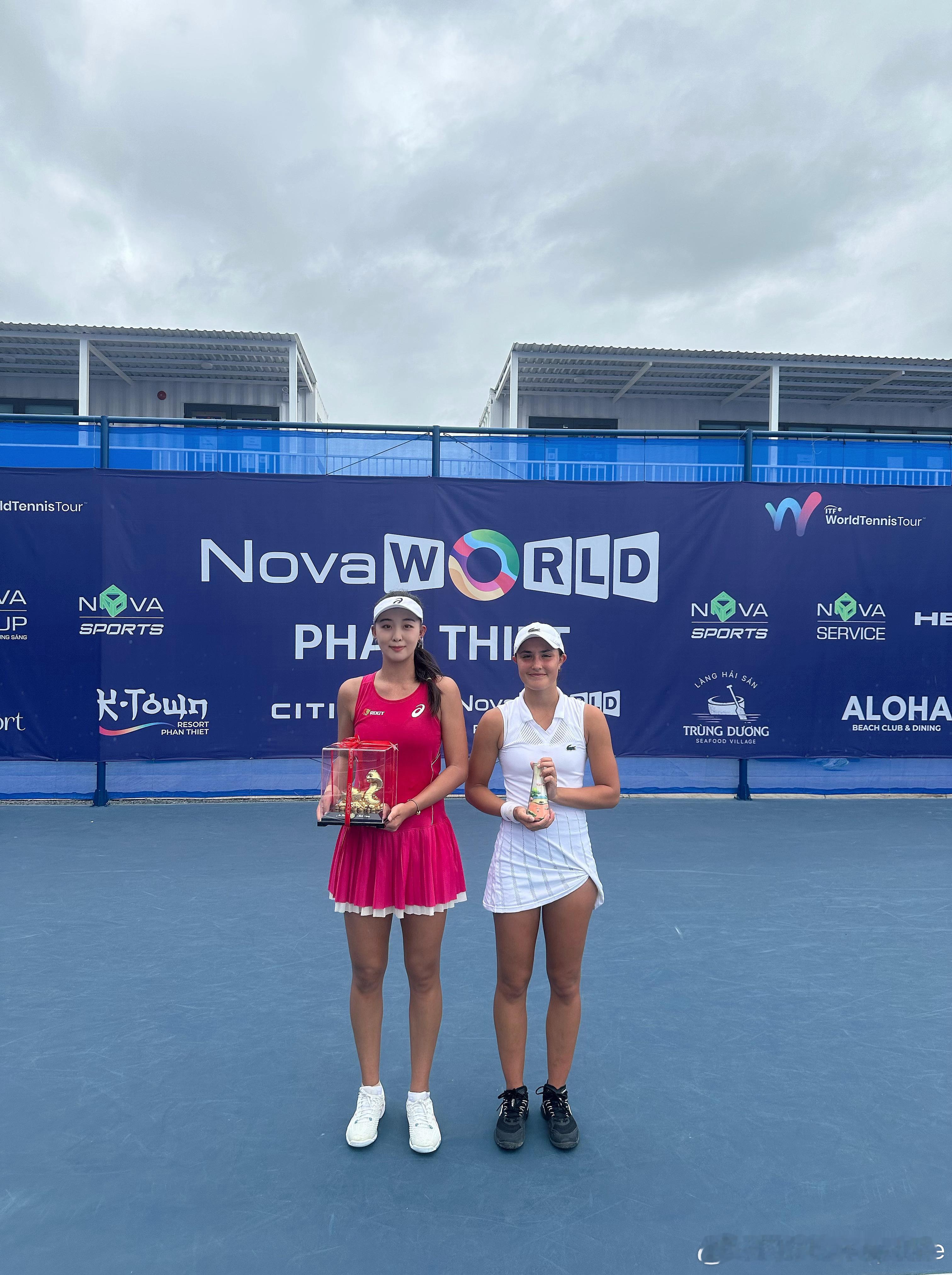 🇻🇳W15女单首轮🇨🇳王佳祺6-1/6-0🇻🇳Louise[WC]前