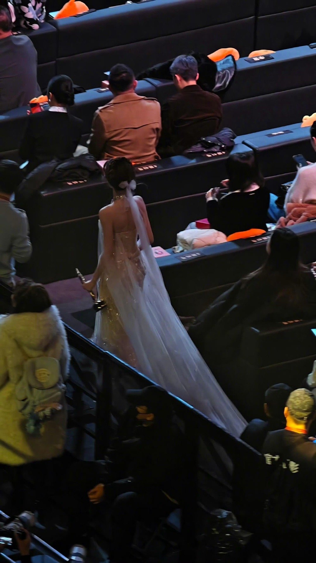 张予曦 美商 张予曦的美商真是内娱教科书！微博之夜妆容亲手打造，与造型完美融合。