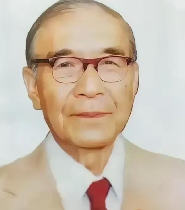 八旬医学泰斗把千万遗产全留给二十三岁保姆，亲儿子一分钱没捞着，这事儿搁谁身上都得