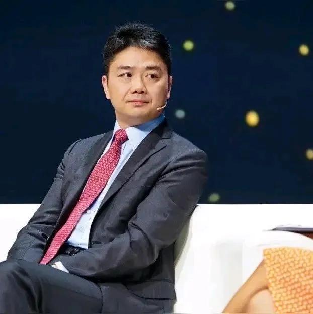 天哪，现在全网都在呼吁刘强东成立京东外卖！
随着时间推移，越来越多人觉得刘强东才