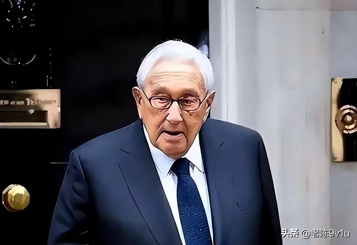 基辛格推测俄乌战争最先扛不住的可能是英国而非俄罗斯。英国对乌累计援助218亿英镑