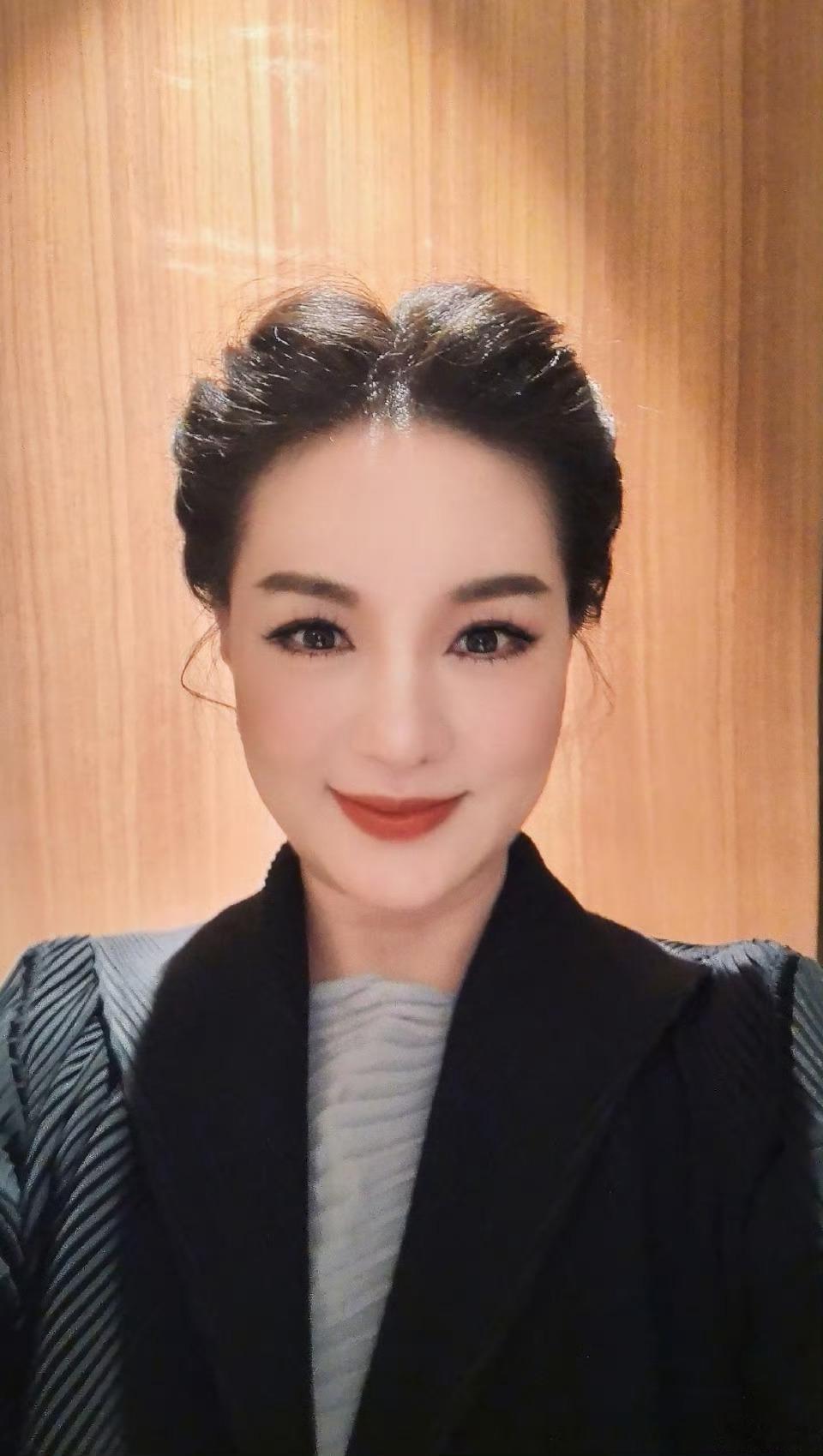 雷佳官宣加盟国乐无双国乐无双首期阵容官宣以天籁唱腔承国乐文脉，用温润声线演绎东方