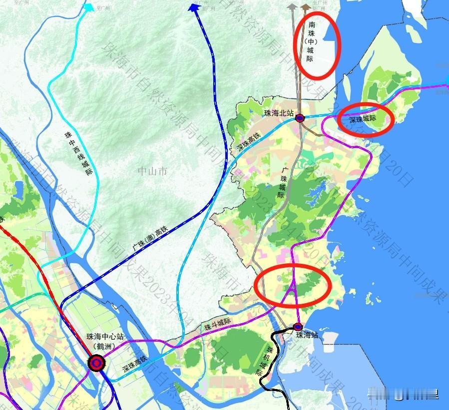 谁也没想到深中通道一开通就饱和，还有一个不可相信的是，直到今天，珠江口东西两岸高