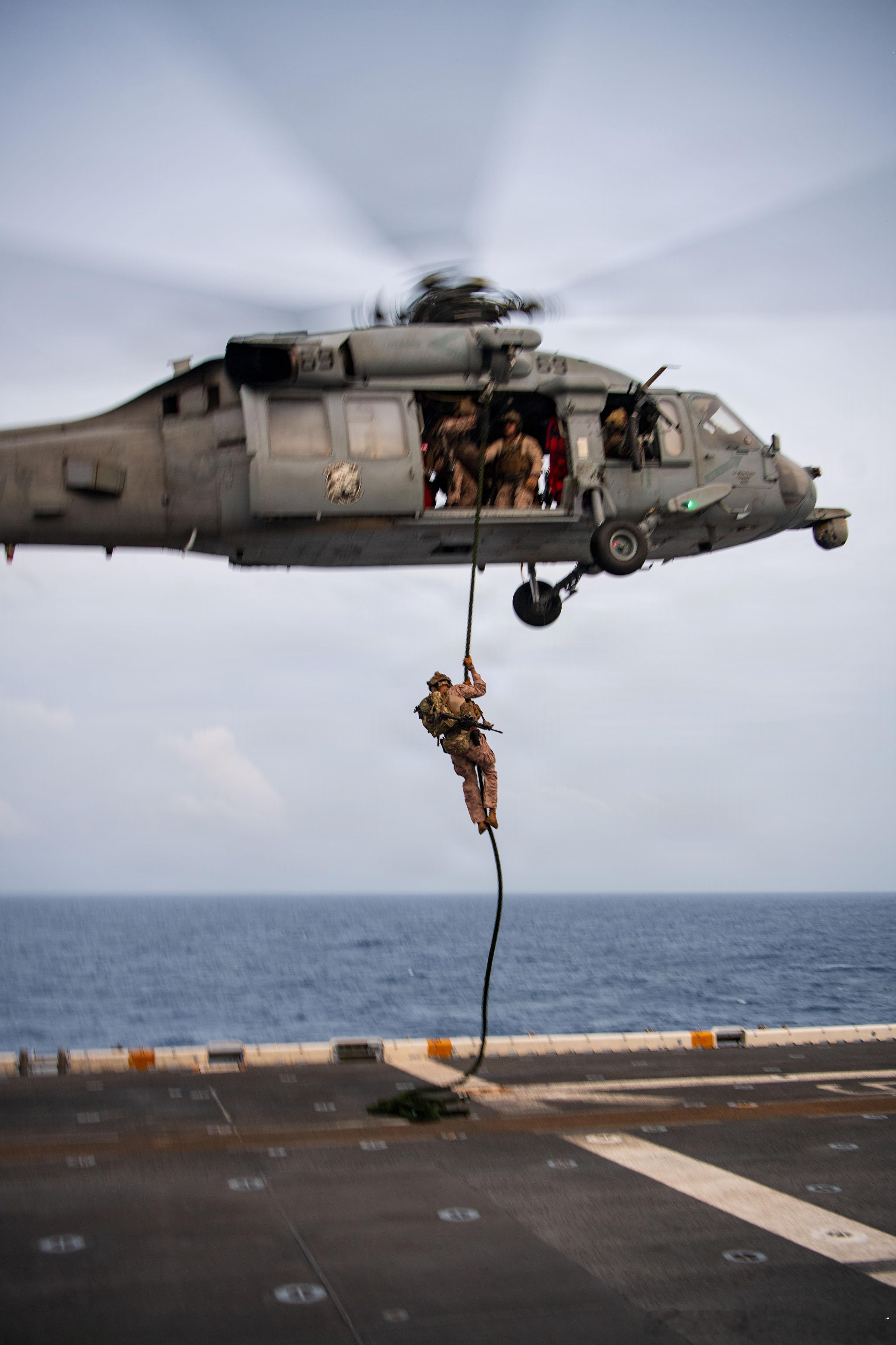 2026年5月15日，印度洋，USS Boxer (LHD 4)，11th ME