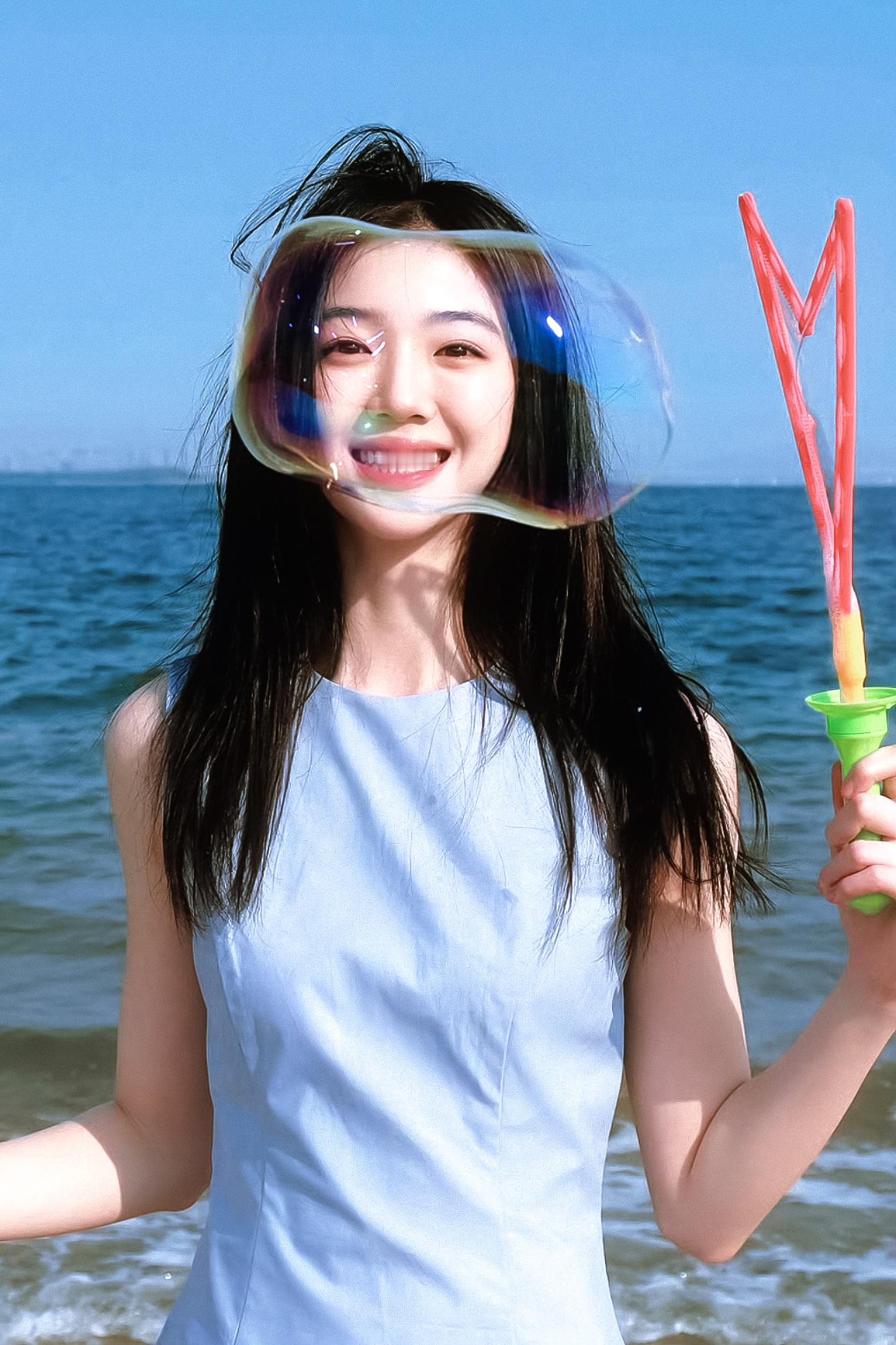 何思甜x姜庭 人鱼 俺一直关注的宝藏小妹妹今晚有剧播啦！i悬疑都来看这个人鱼！电