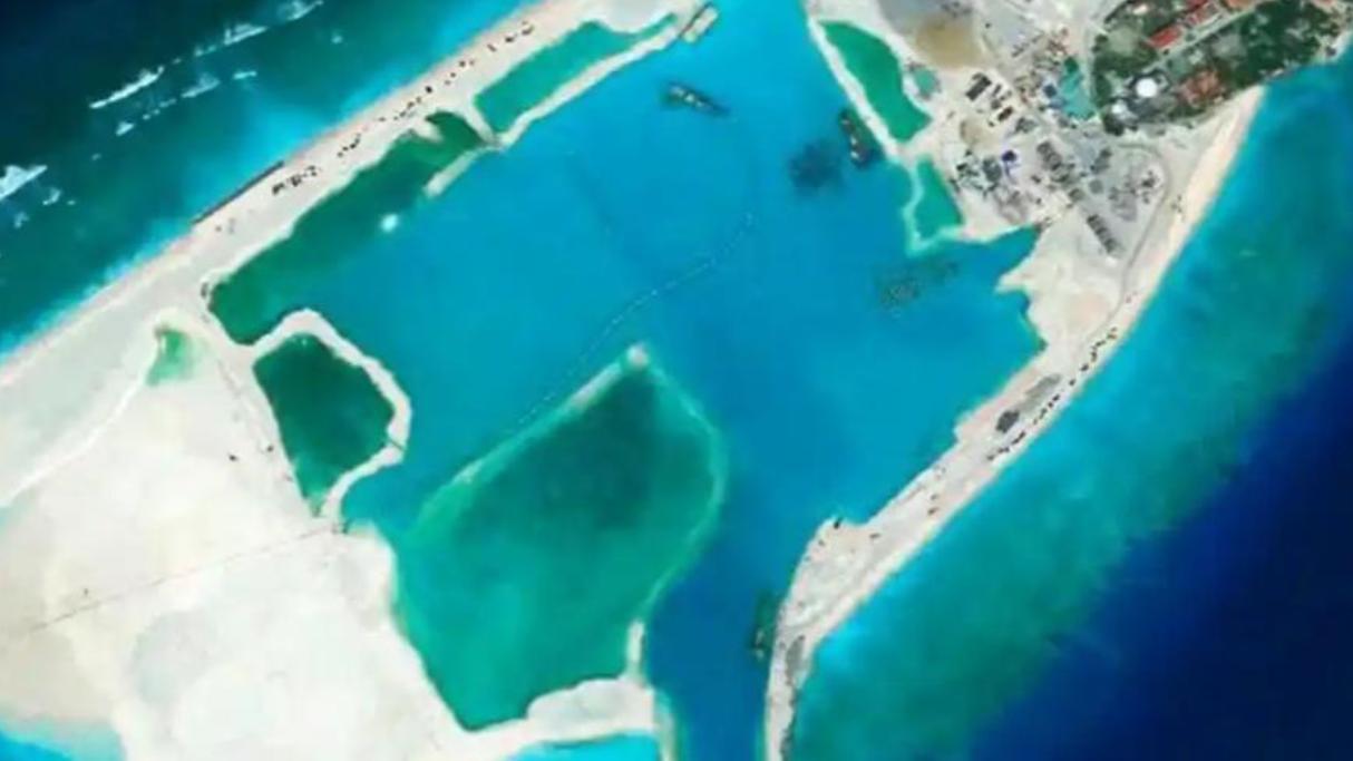 中国到底敢不敢打？很多人看着南海岛礁被占，觉得我们软弱，连俄罗斯单挑北约的勇气都