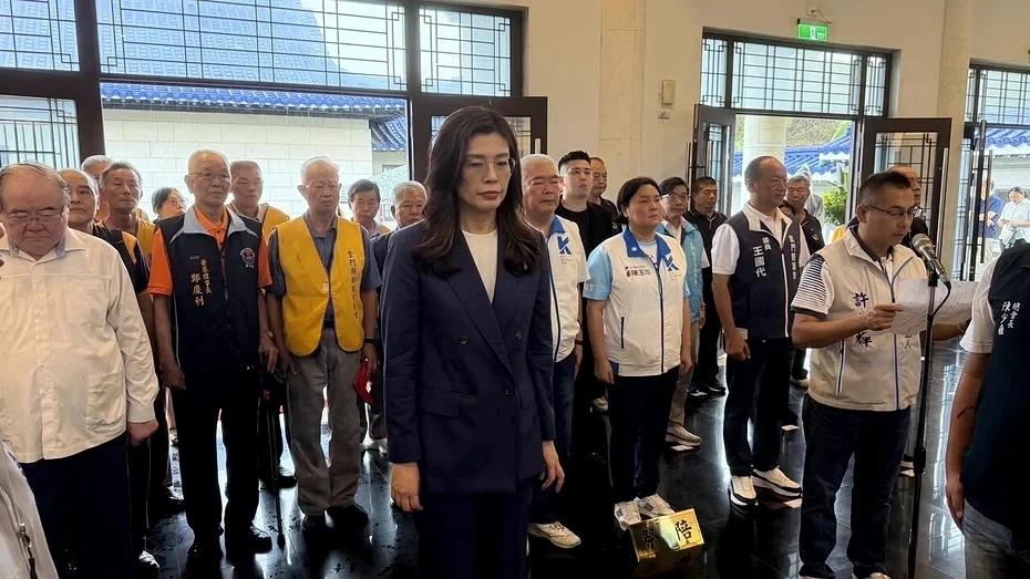 郑丽文823赴金门喊团结，拼年底选战“从金门出发挥全垒打”
国民党主席郑丽文今日