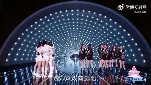#留几手说黄子韬徐艺洋是戏精网红##留几手吐槽黄子韬徐艺洋#
留几手吐槽黄子韬徐艺洋说他们是一对戏精