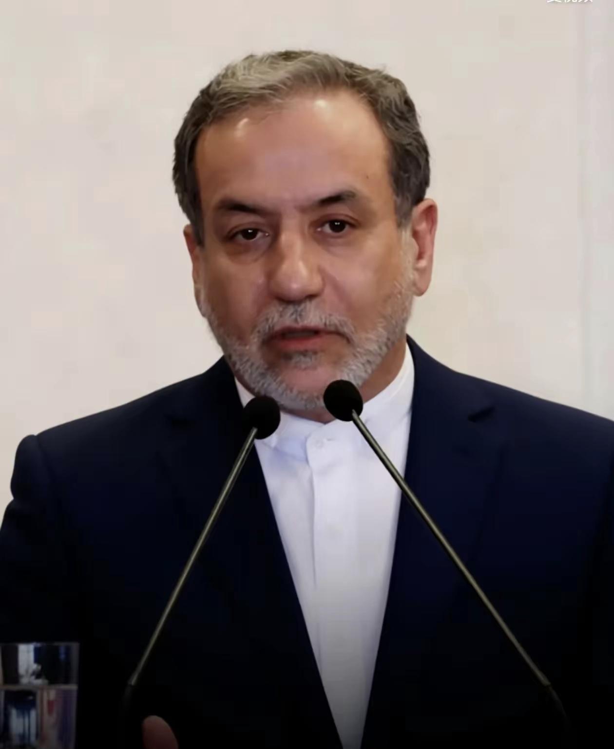 中国和伊朗谈妥了？不，这通电话更像一次“摊牌式”沟通
 
北京时间3月24日，伊