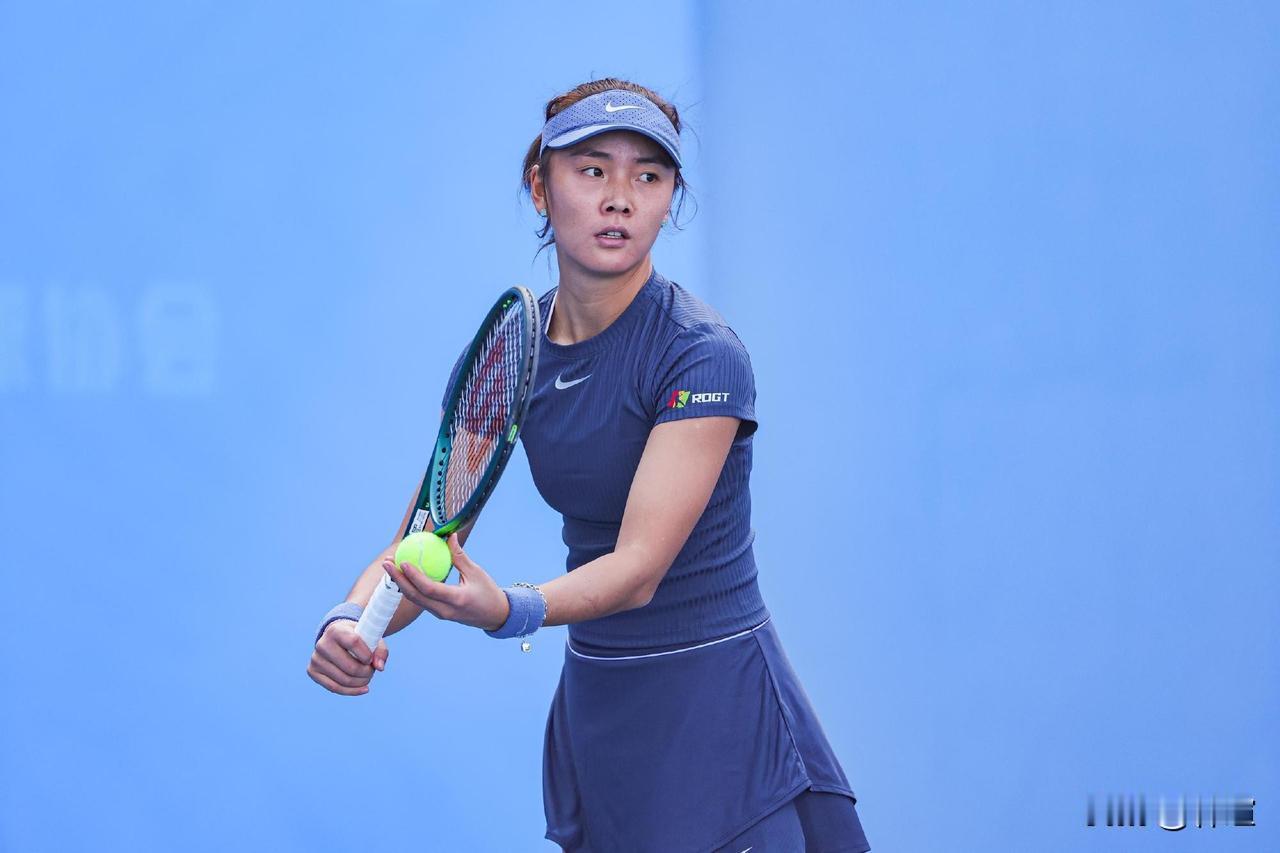 袁悦，速败、溃败！
刚刚结束的一场堪培拉125赛女单1/4决赛，袁悦0-2(1-