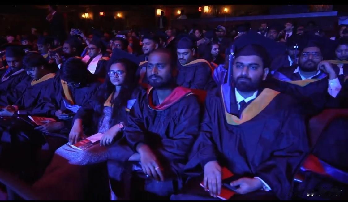 位于纽约布鲁克林区的圣弗朗西斯学院近期发布了一段令人震惊的视频解释了为什么美国毕