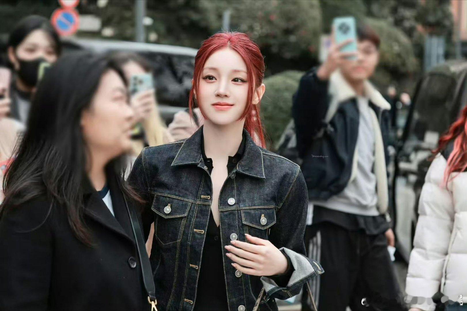 唐嫣宋雨琦看秀造型唐嫣宋雨琦看秀生图唐嫣宋雨琦看秀造型，好美， 