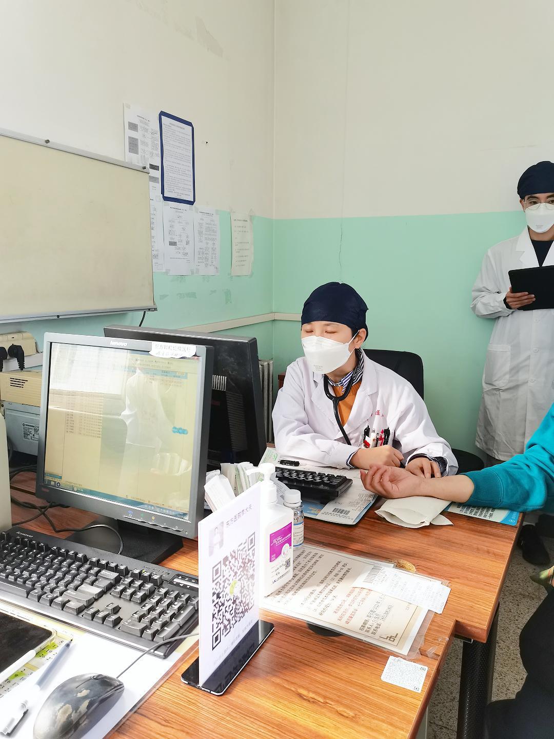 中医揭秘支气管哮喘调理关键，摆脱反复咳喘不用走弯路！
门诊接诊无数支气管哮喘患者