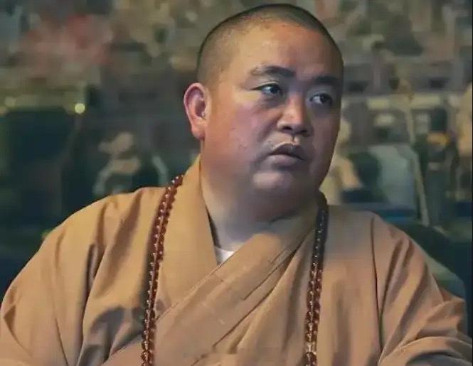 一审下来了，24年，罚款350万！从2003年到2025年，单独或伙同他人非法侵